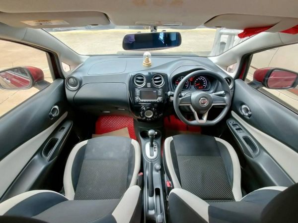 2017 Nissan Note 1.2V สีแดง เรเดียนท์ เรด รูปที่ 4